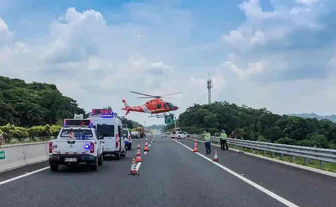 石泉高速公路汽车救援案例